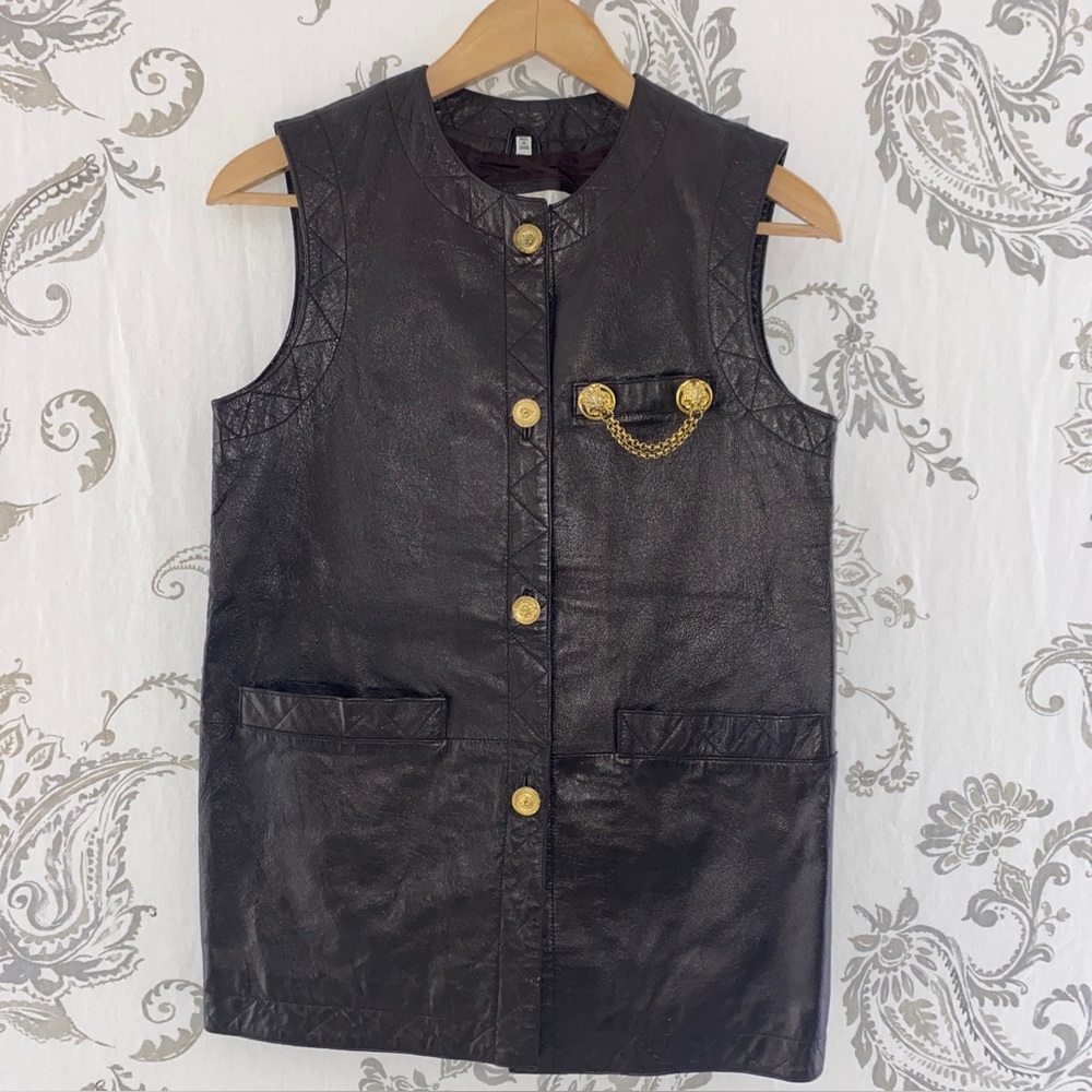 Vintage Mitrani Leather‎ Vest Lion
Head Medallions Size Medium Brown
Rare